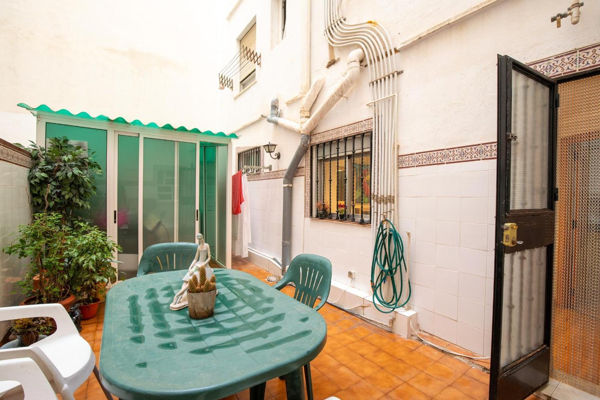 La Casa De Lili Acerca De Palacio De Musica Valencia Exterior photo